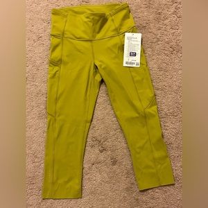 Lululemon capris pants